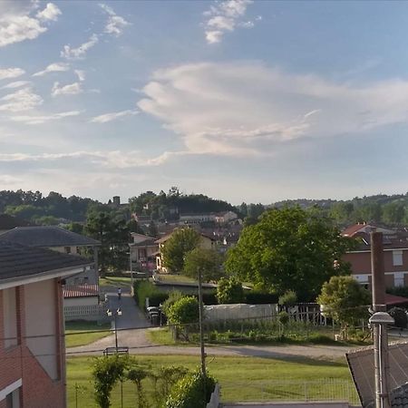 Casa Alla Madonna Di Refrancore-Asti Monferrato Apartment Bagian luar foto